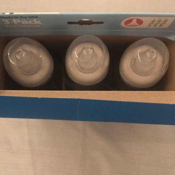 Baby bottles/ bottle brush - Picture 5 of 8